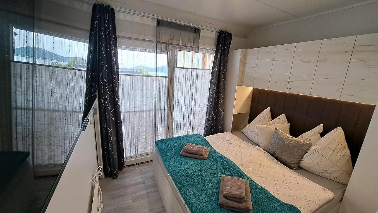 Mobile Home Tom 12 دراغ 0*,
