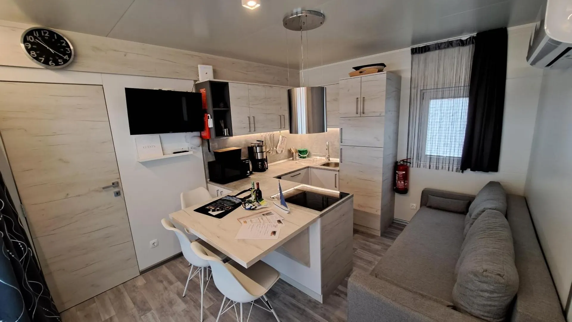 Mobile Home Tom 12 دراغ شقة